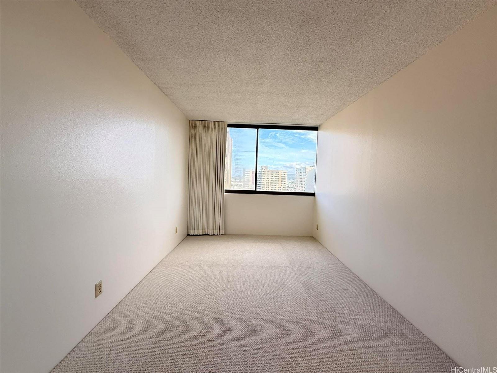 55 S Kukui Street  Unit D2701