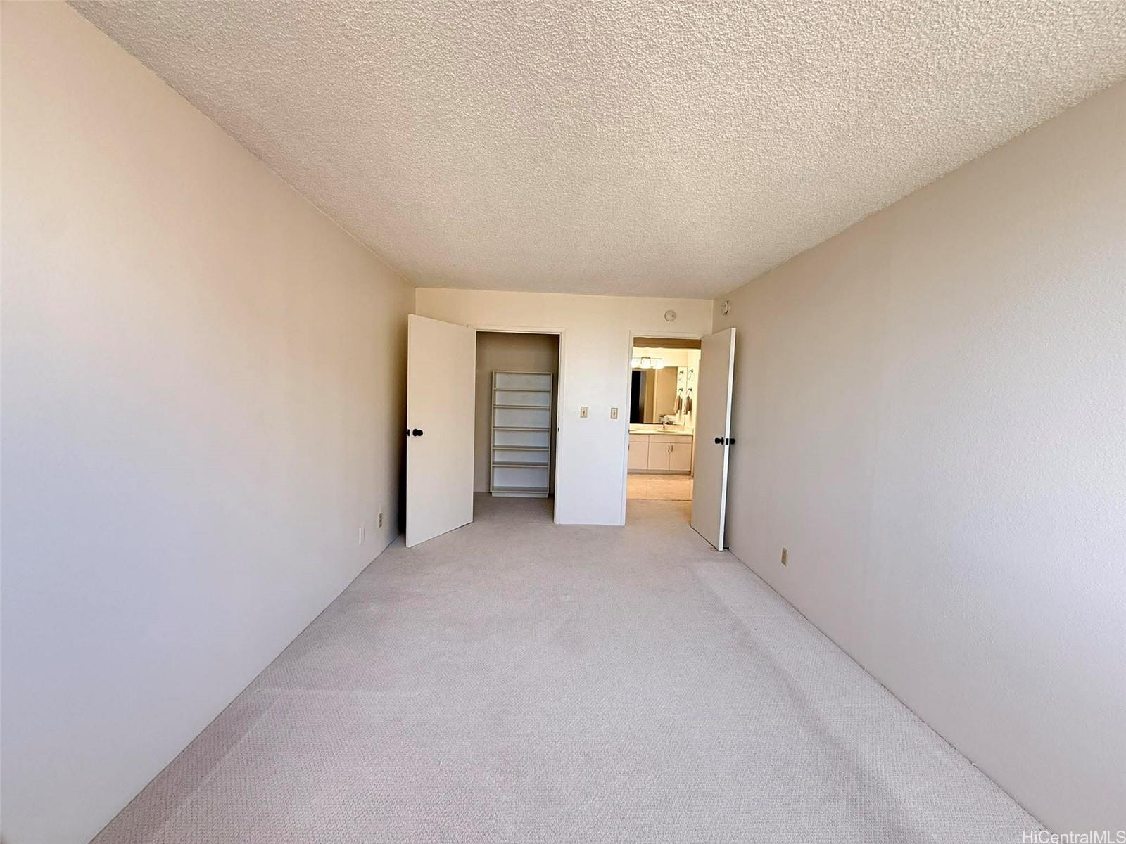 55 S Kukui Street  Unit D2701
