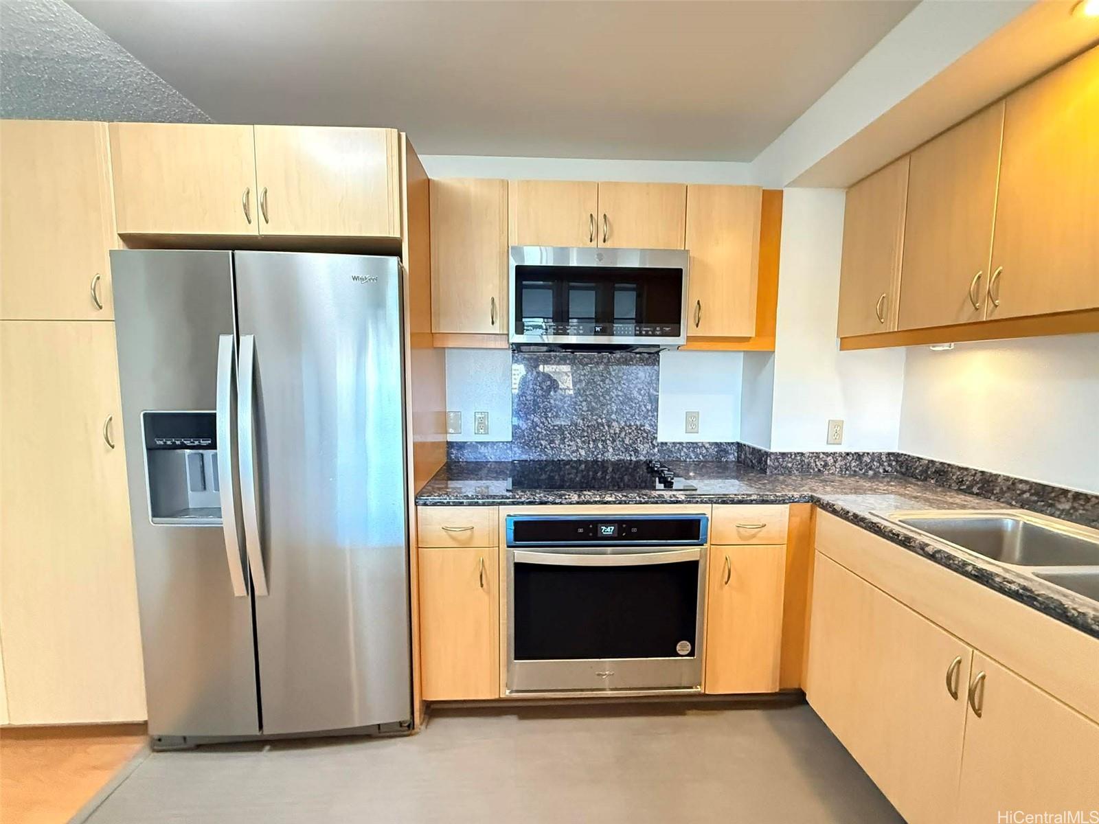 55 S Kukui Street  Unit D2701