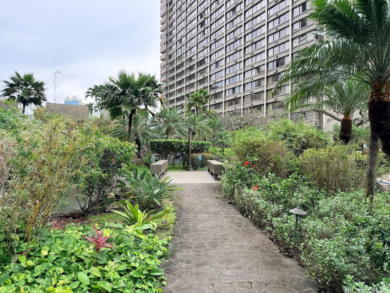 55 S Kukui Street  Unit D2701