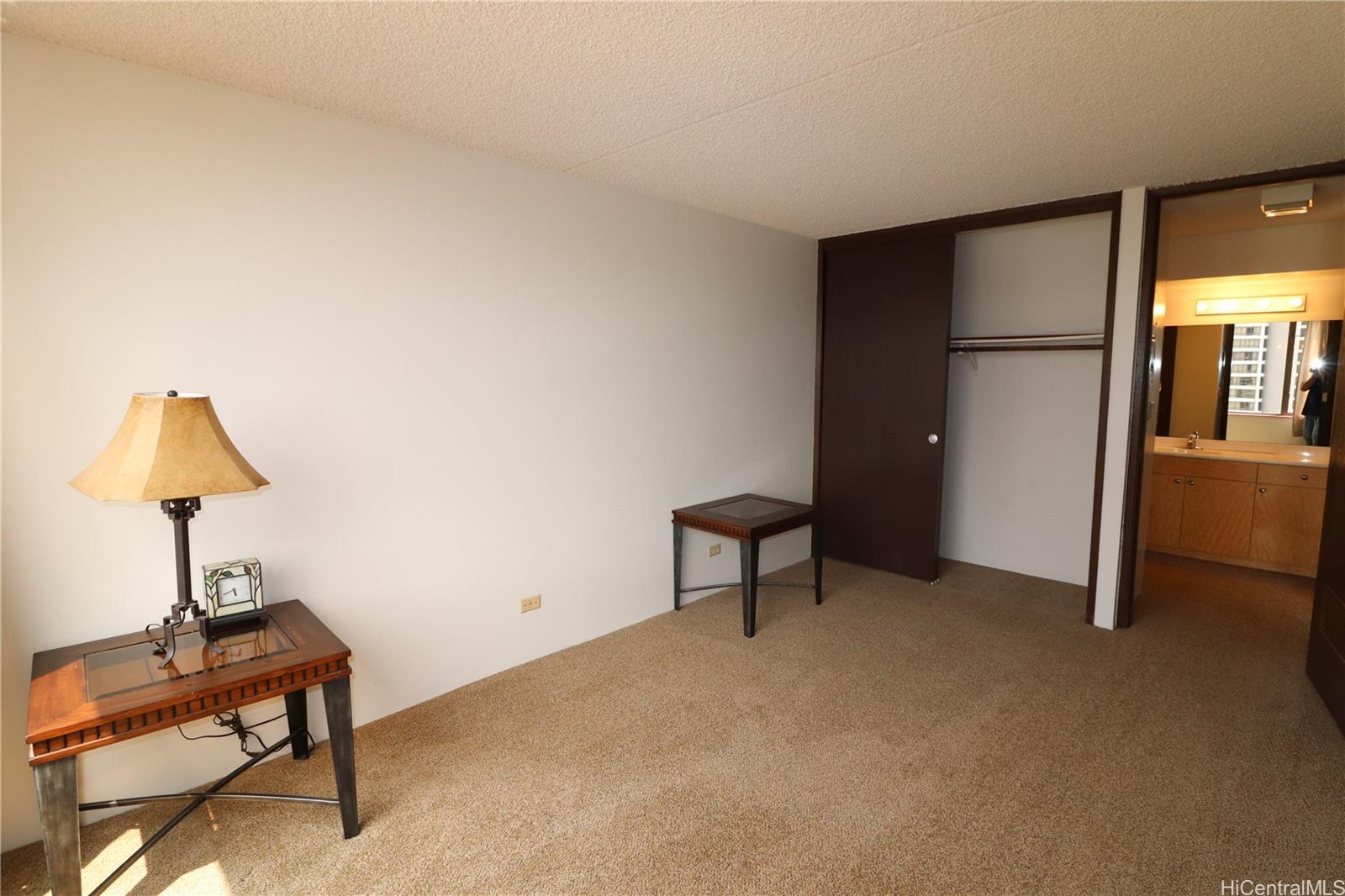 411 Hobron Lane  Unit 2103
