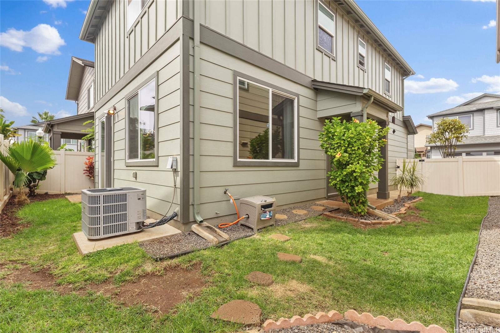 91-1160 Kamakana Street  Unit 503