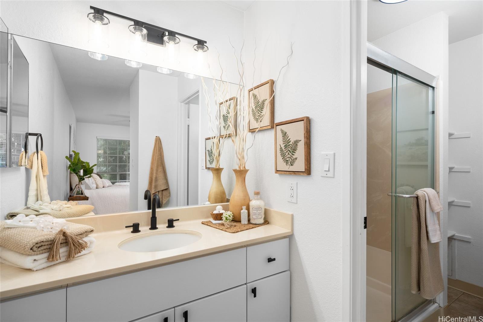 306 Mananai Place  Unit 4D