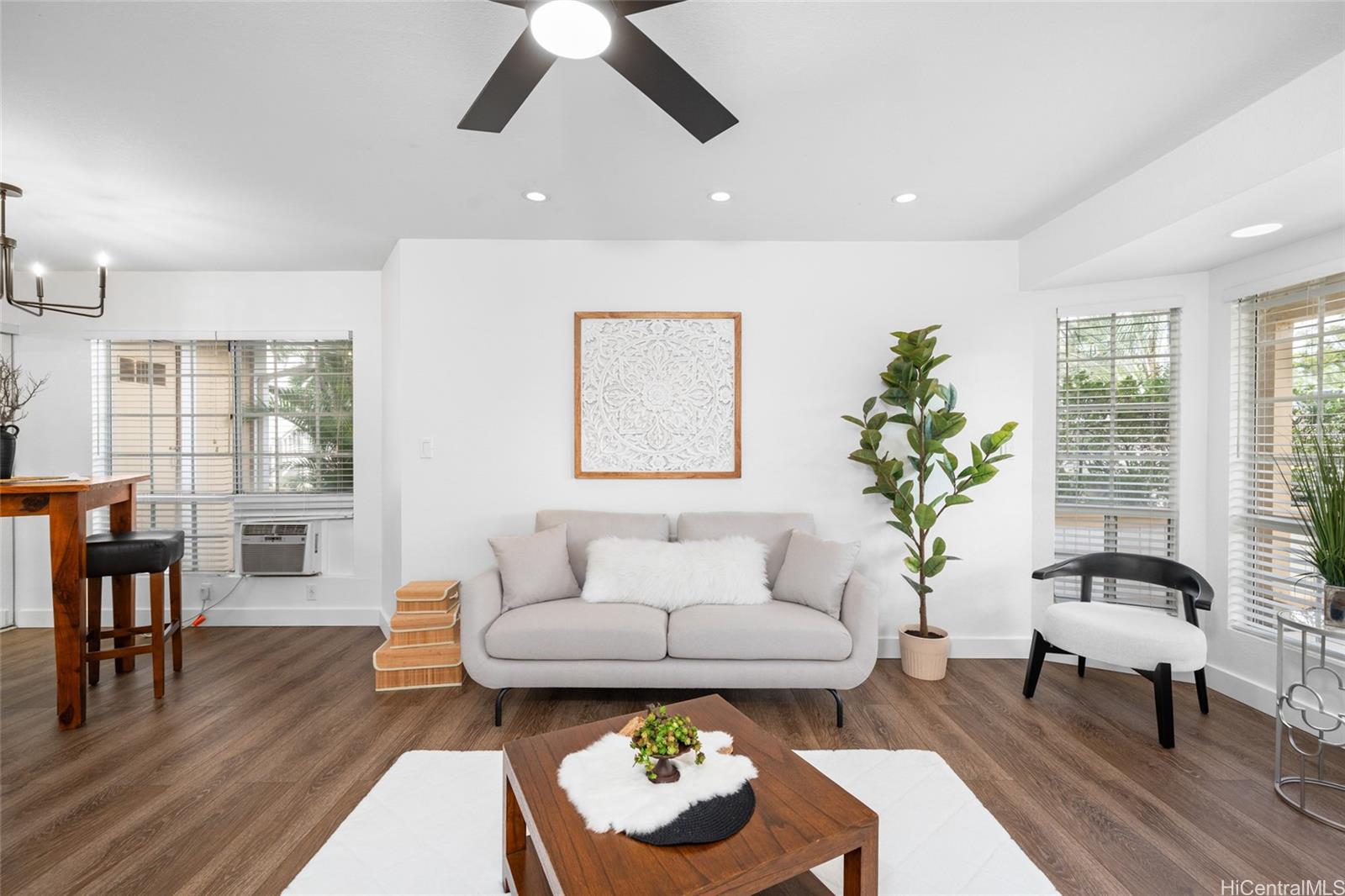306 Mananai Place  Unit 4D