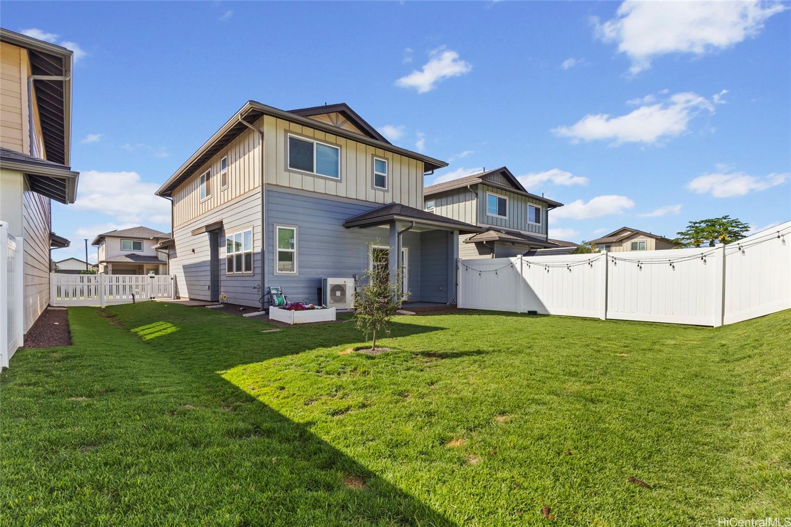 91-4098 Hikuono Street  Unit 30