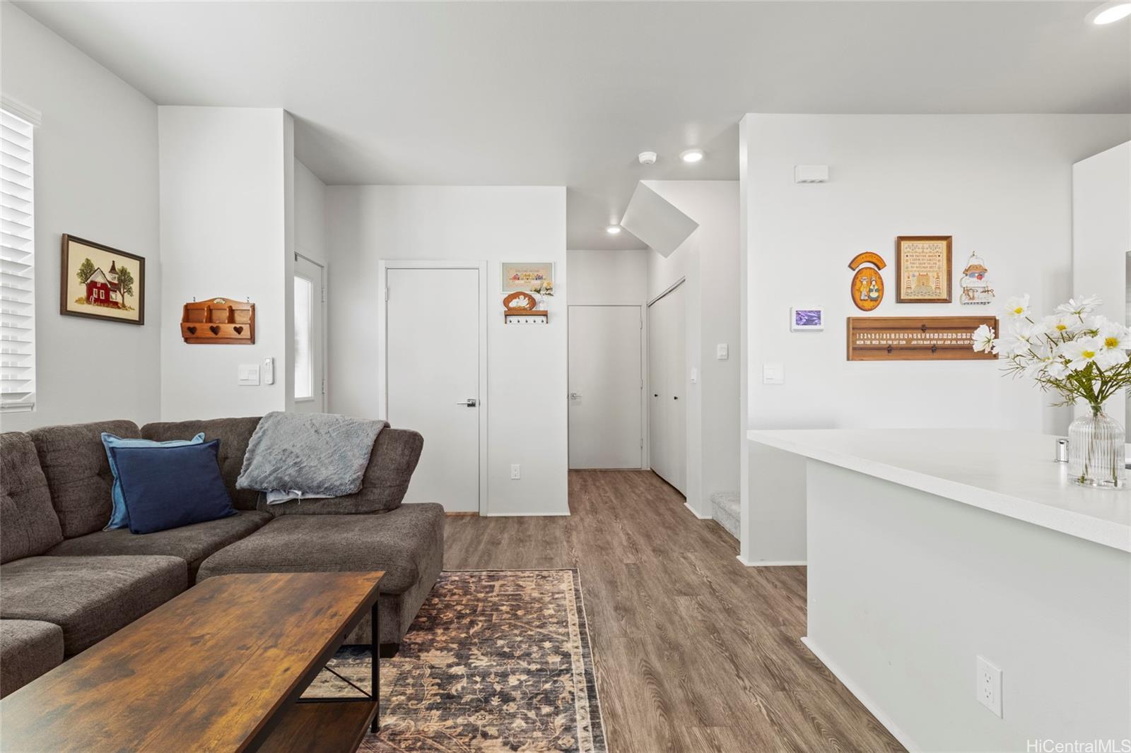 91-4098 Hikuono Street  Unit 30