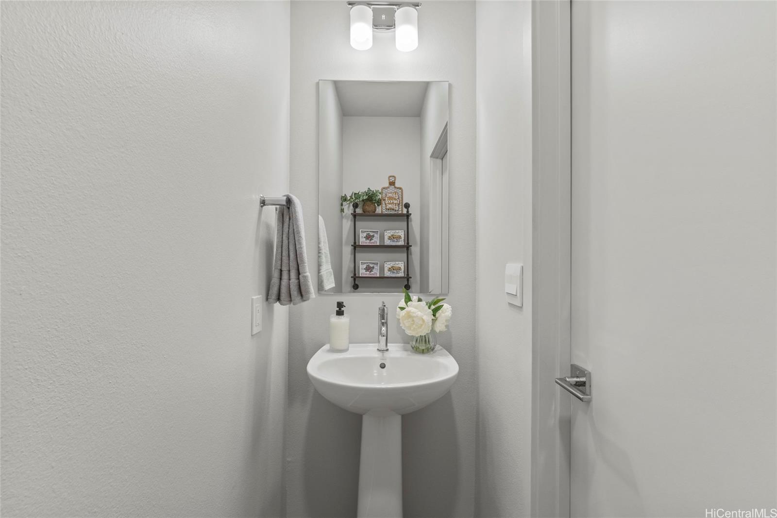 91-4098 Hikuono Street  Unit 30