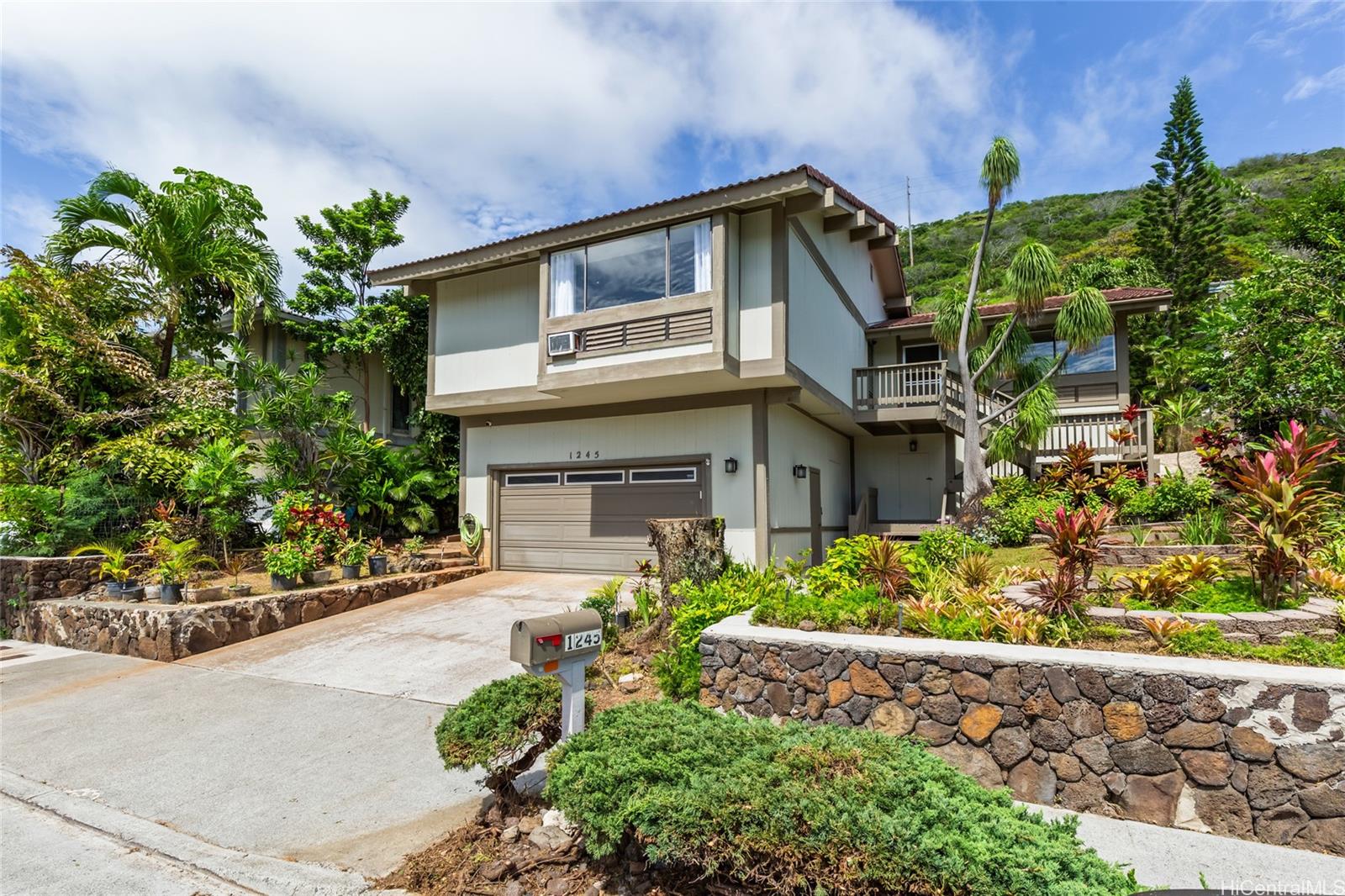 1245 Kaeleku Street