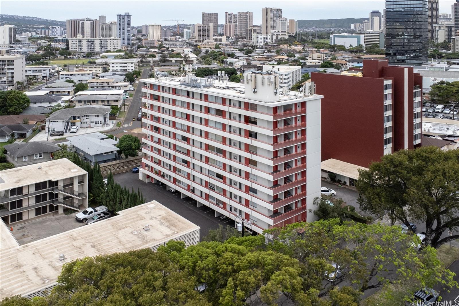 1670 Kalakaua Avenue 701