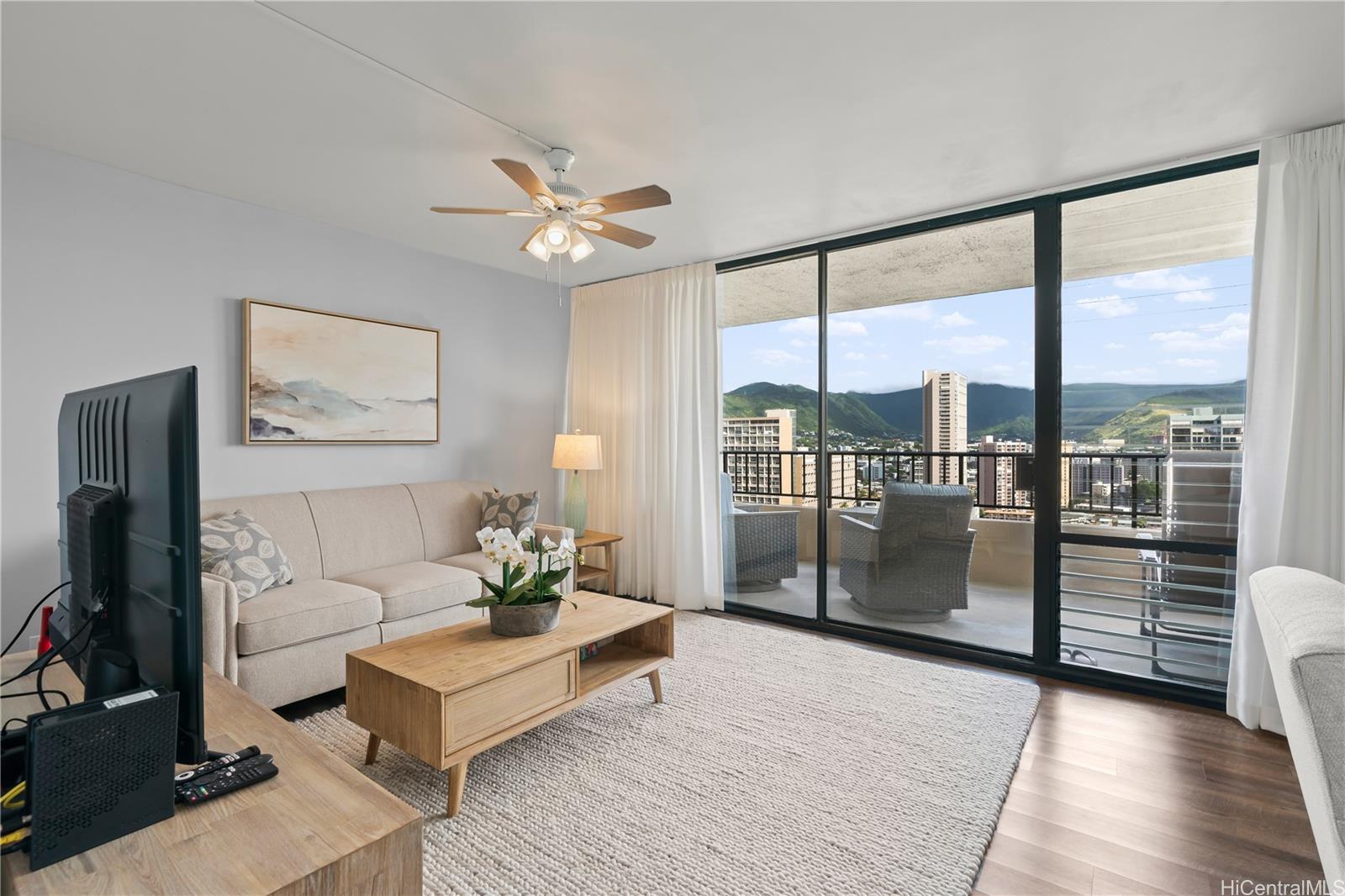 2121 Ala Wai Boulevard 2303