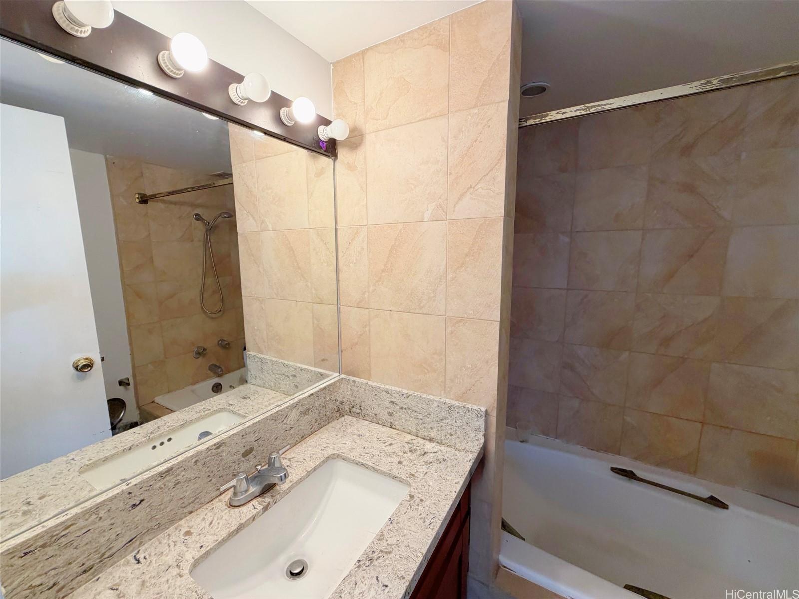 1750 Kalakaua Avenue  Unit 3403
