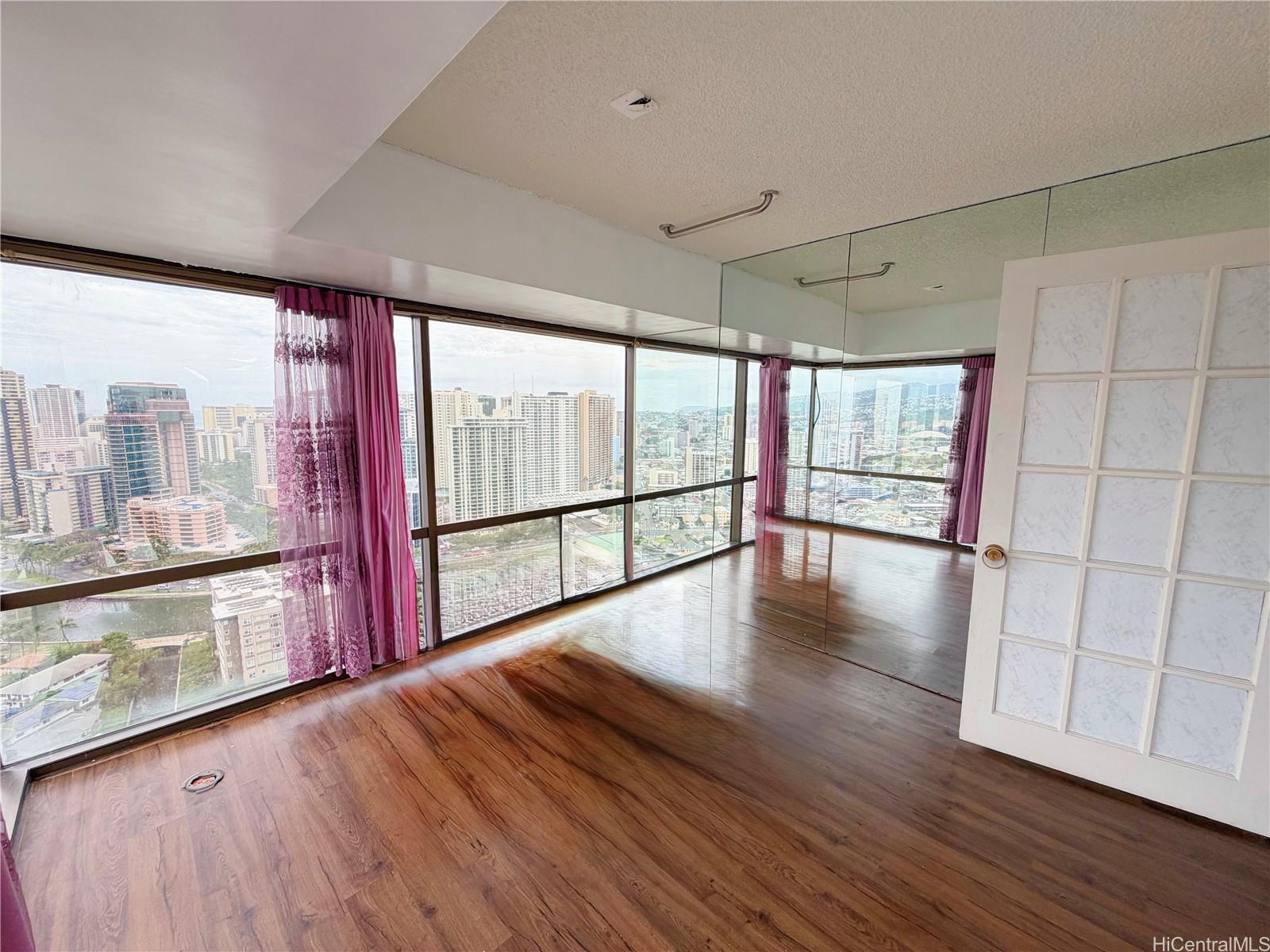 1750 Kalakaua Avenue  Unit 3403