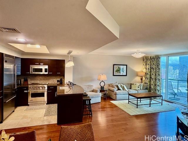 1837 Kalakaua Avenue 1808