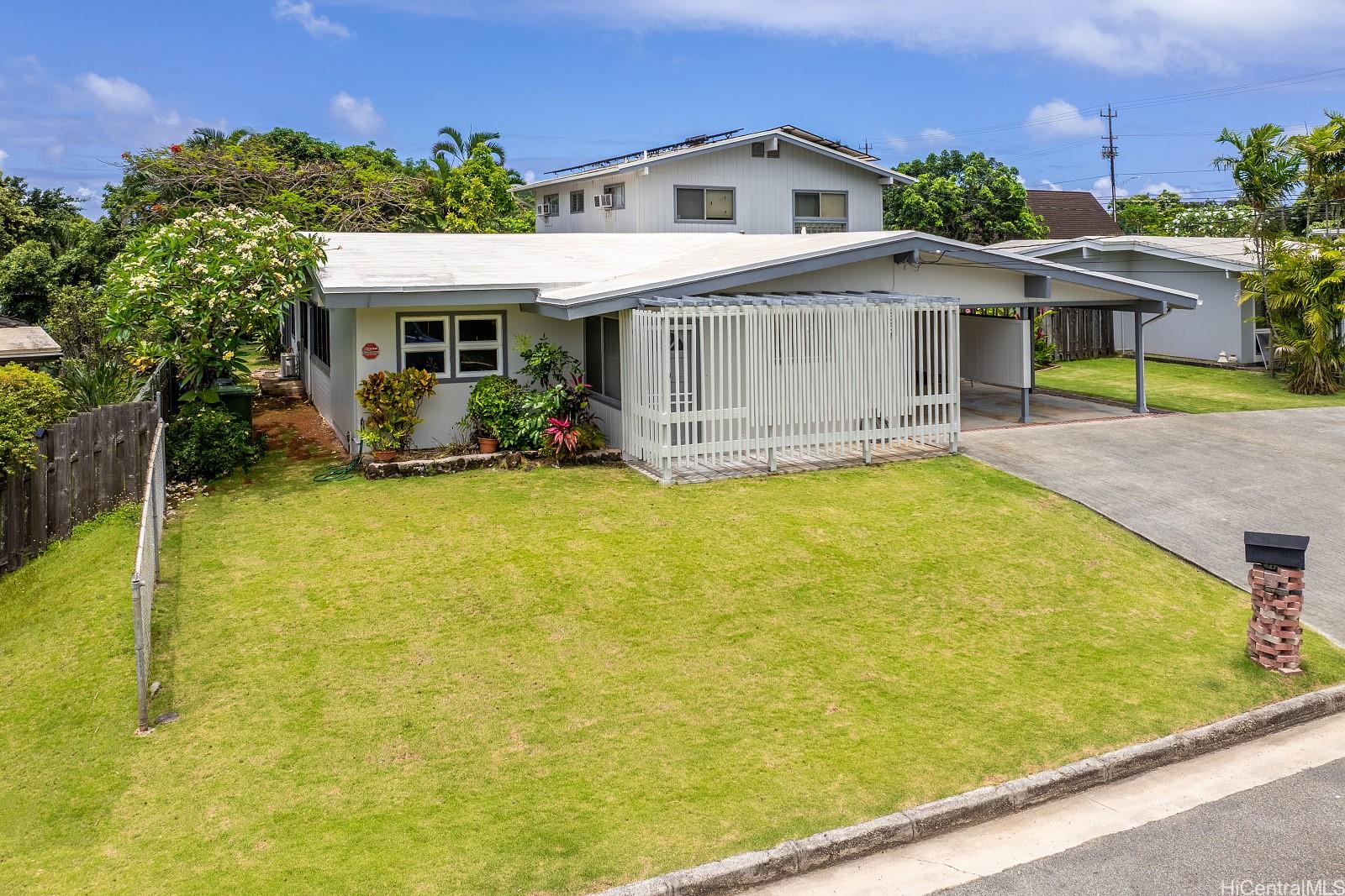 667 Uluoa Street A