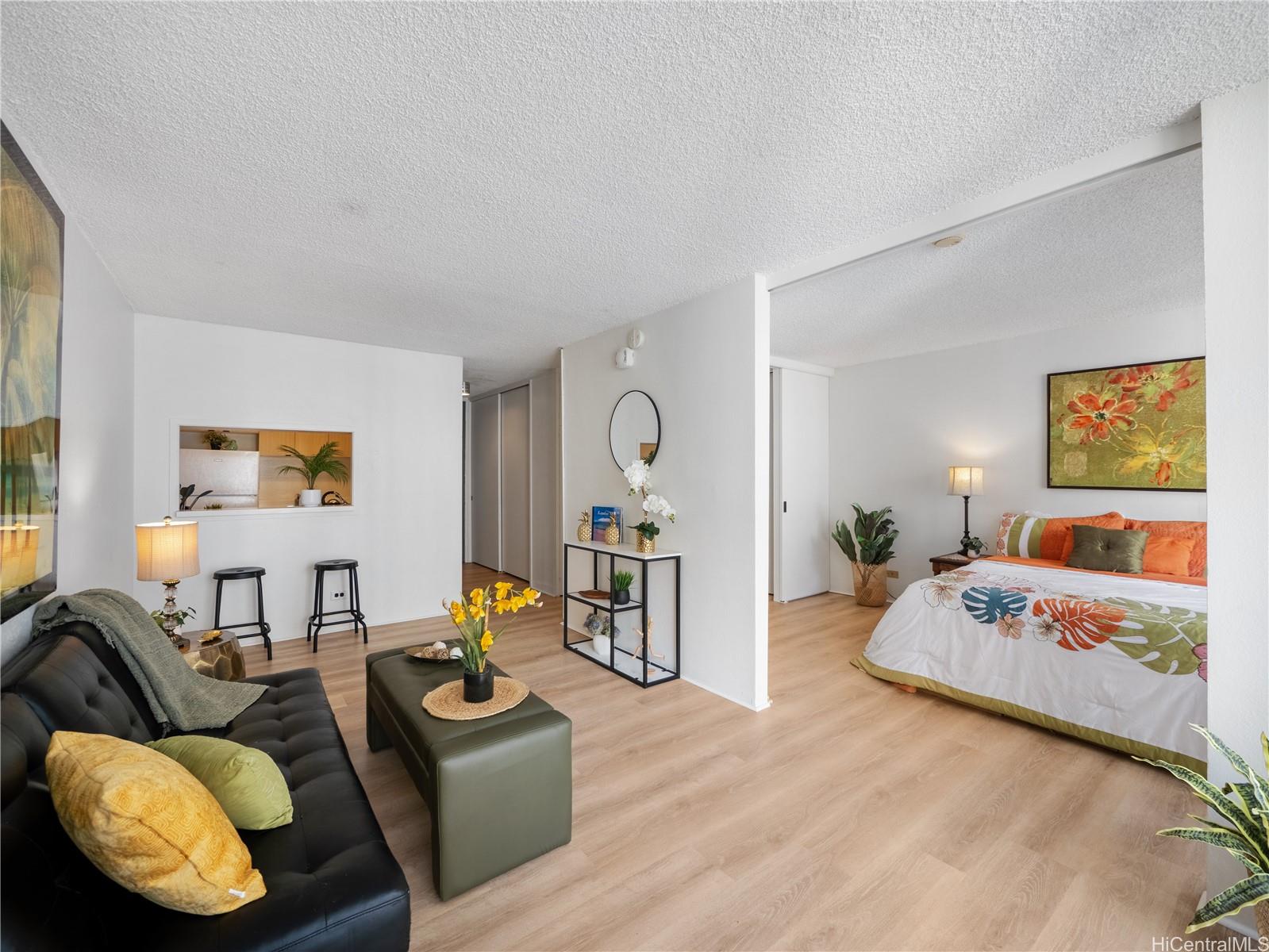 1617 Kapiolani Boulevard 807