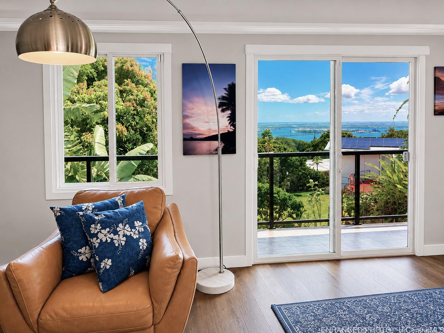 Photo 4 of 21
