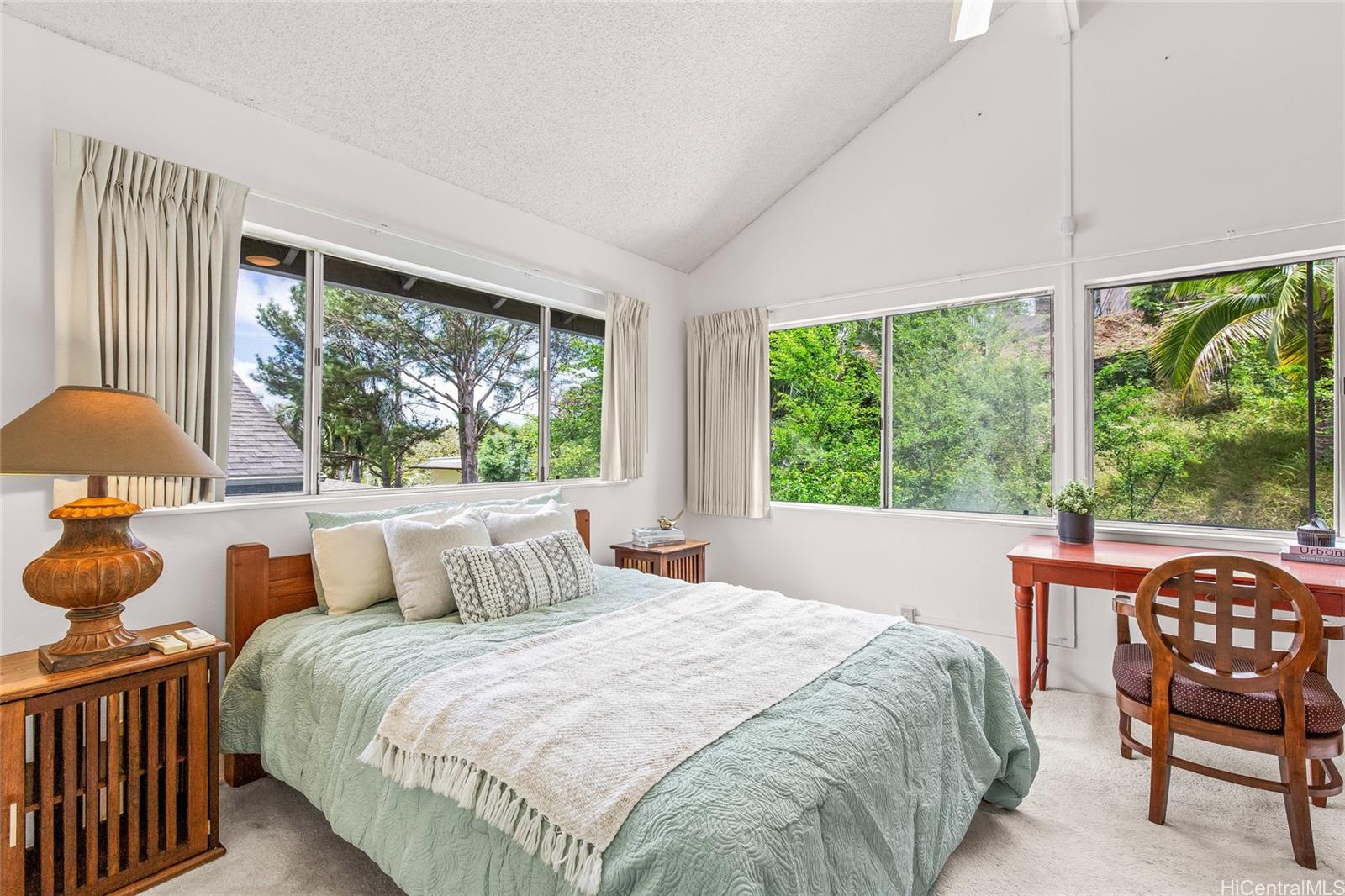 1479 Kanapuu Drive