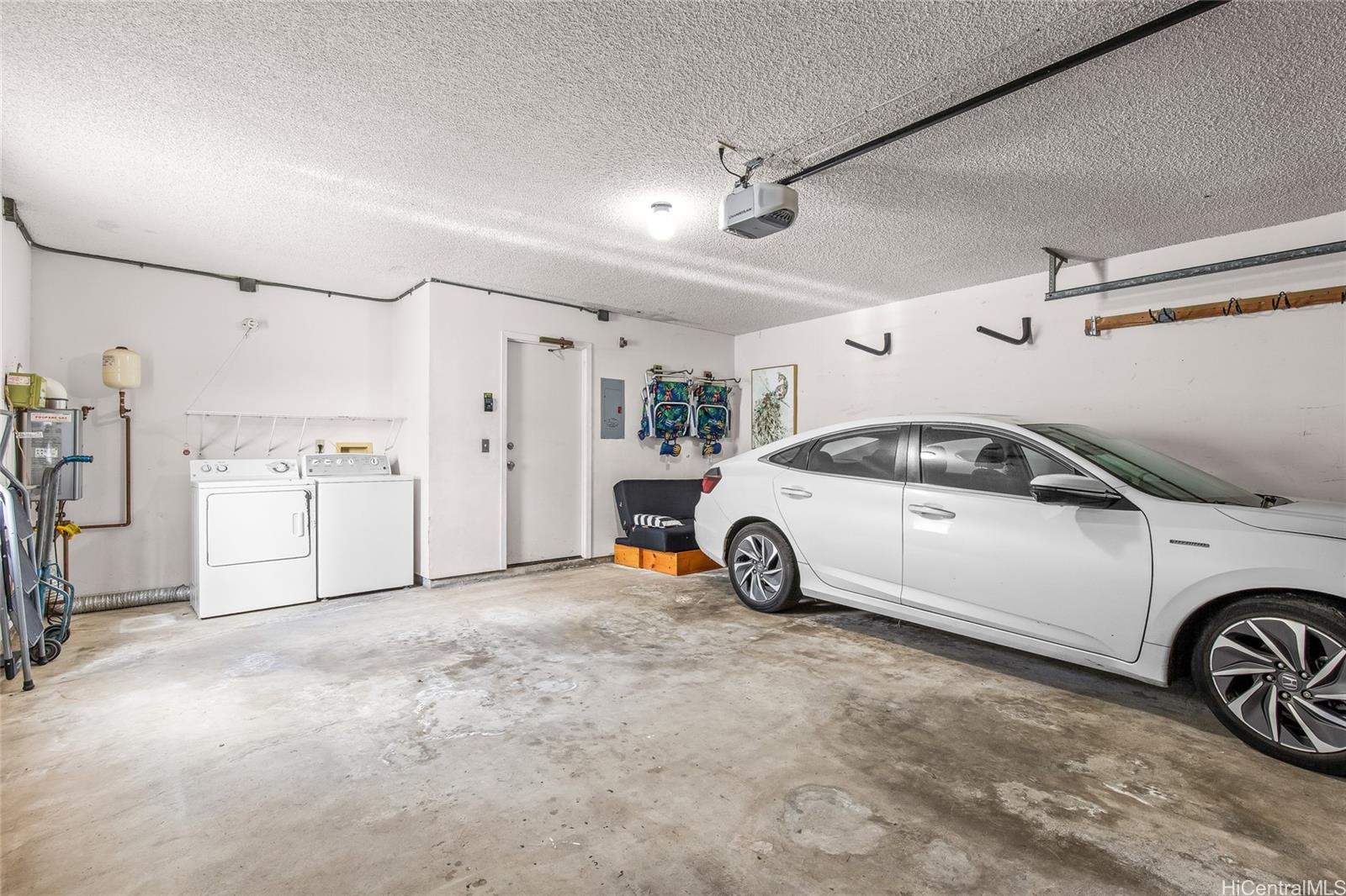 1479 Kanapuu Drive
