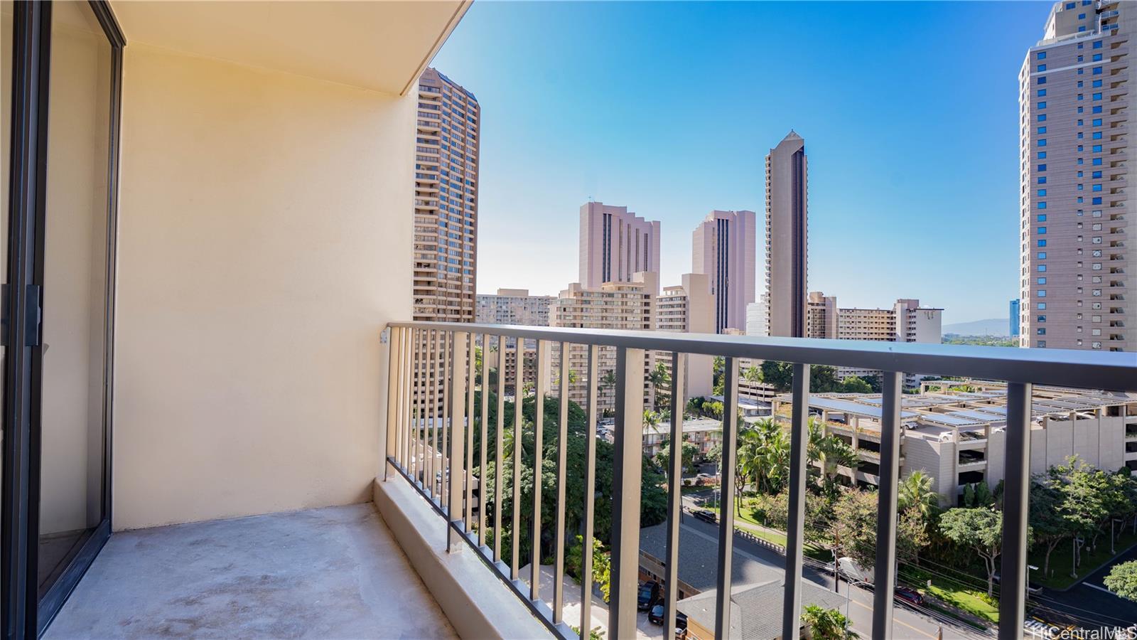 411 Hobron Lane  Unit 1212
