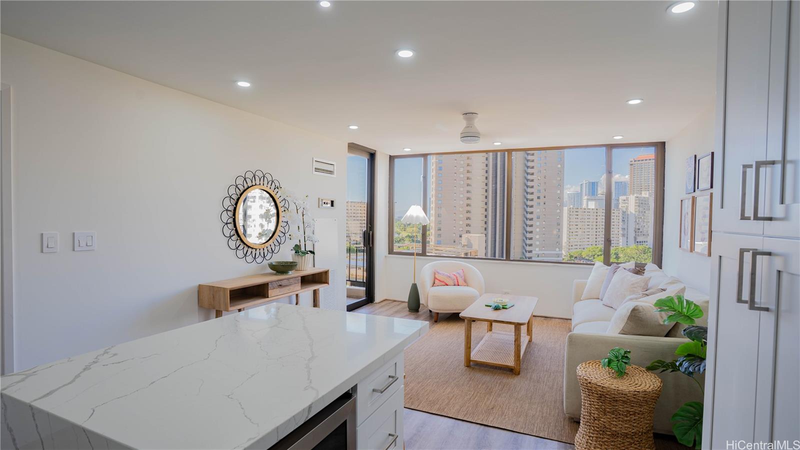 411 Hobron Lane  Unit 1212