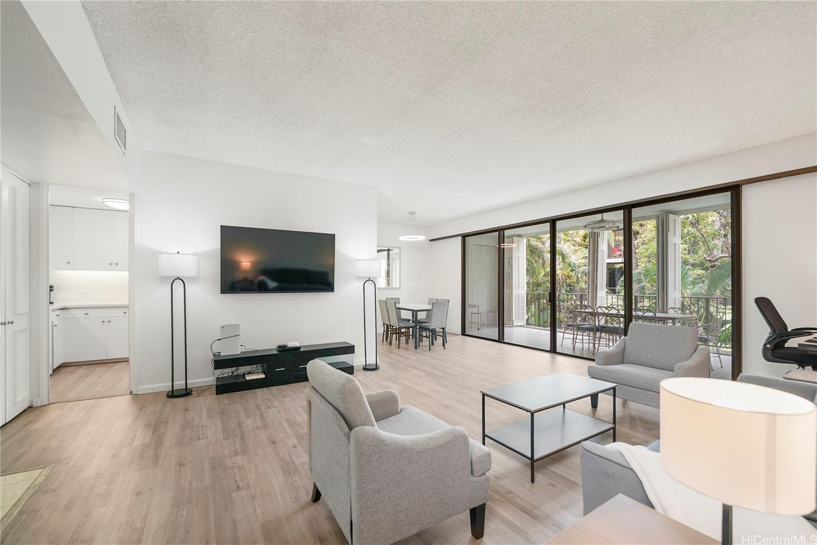 4999 Kahala Avenue  Unit 324