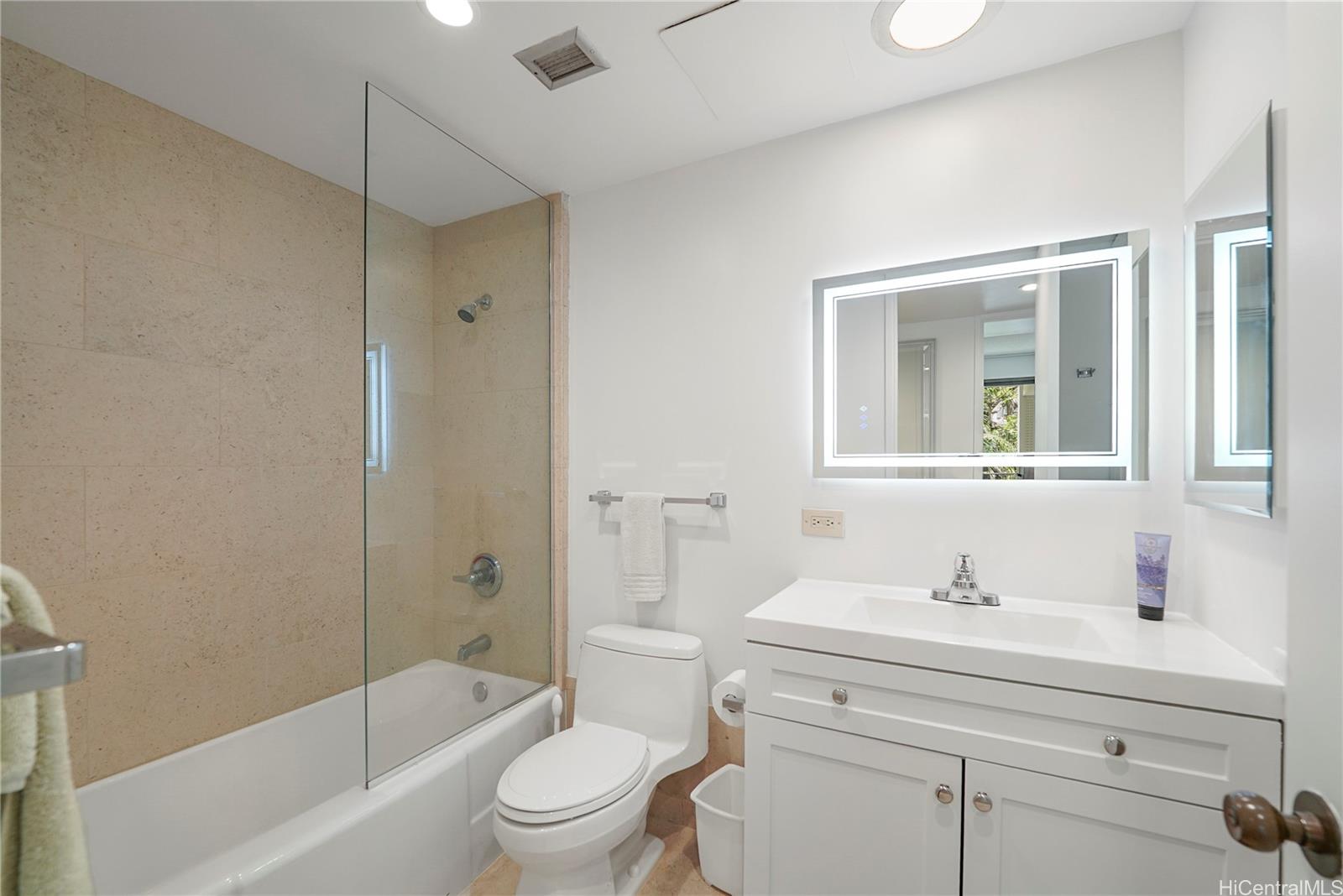 4999 Kahala Avenue  Unit 324
