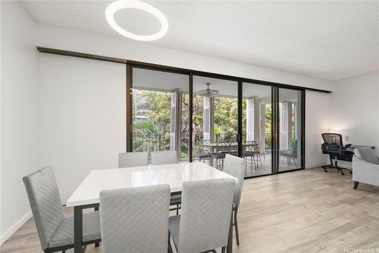 4999 Kahala Avenue  Unit 324