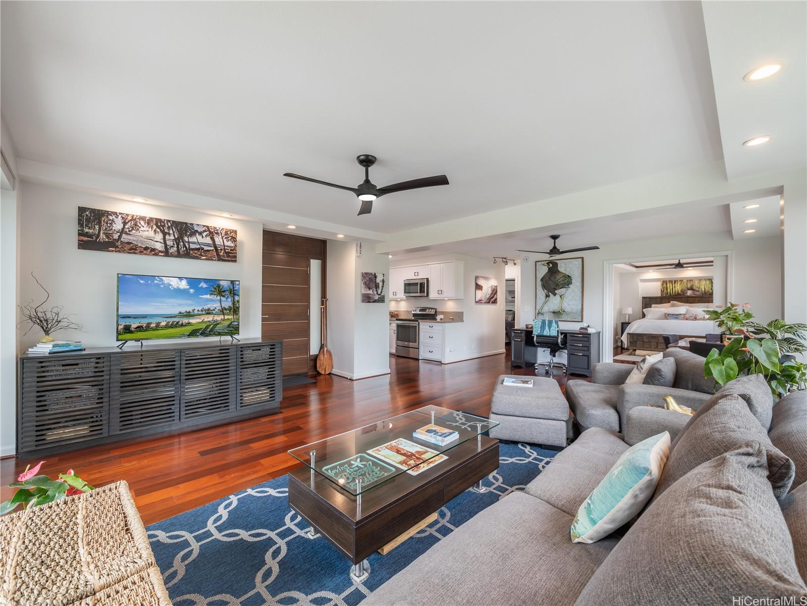 2937 Kalakaua Avenue  Unit 49