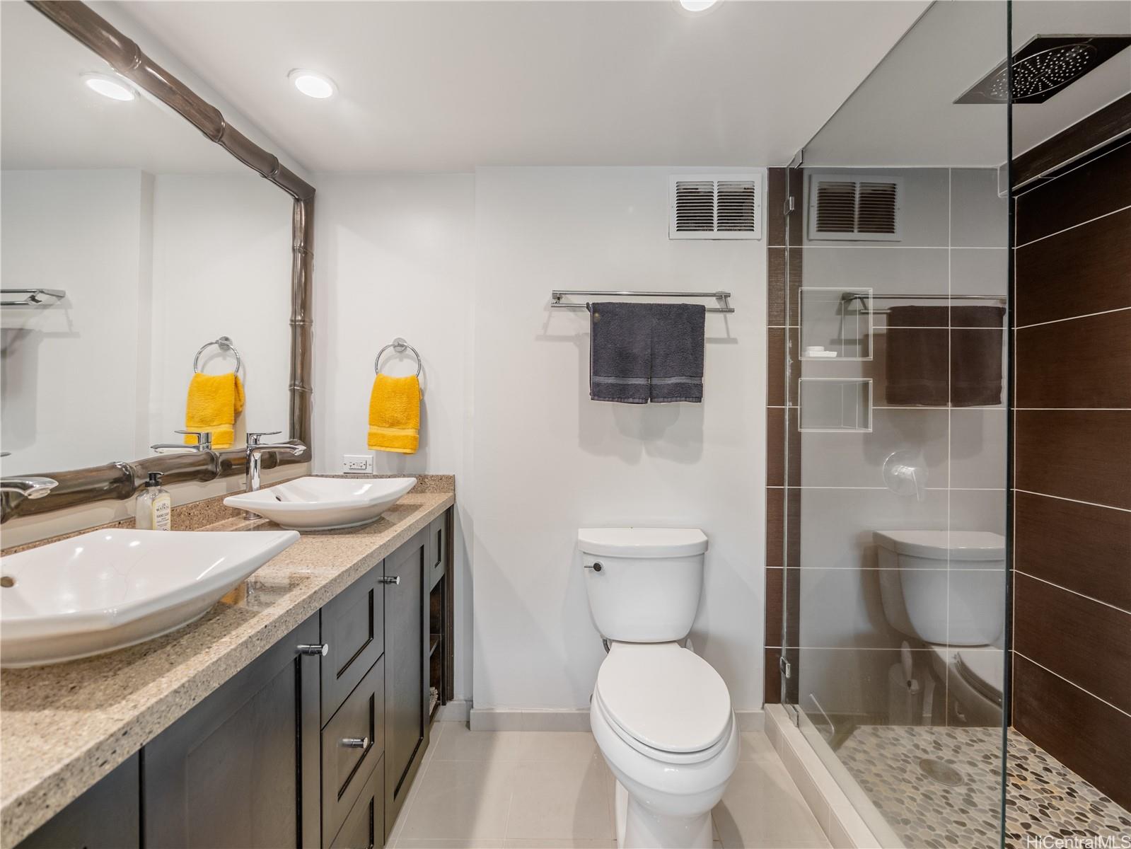 2937 Kalakaua Avenue  Unit 49
