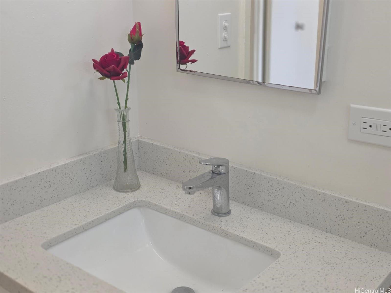 2752 Kahoaloha Lane  Unit I308