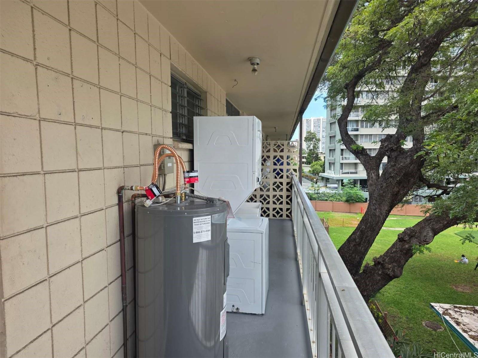 2752 Kahoaloha Lane  Unit I308