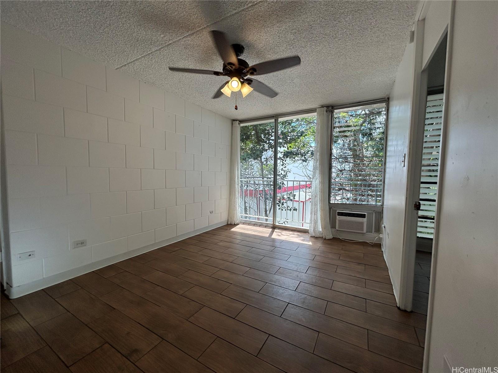 2847 Waialae Avenue  Unit 409