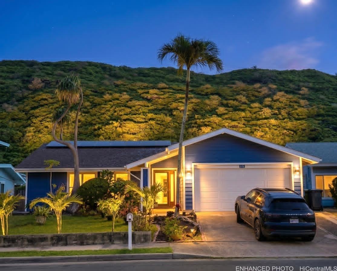 685 Kealahou Street