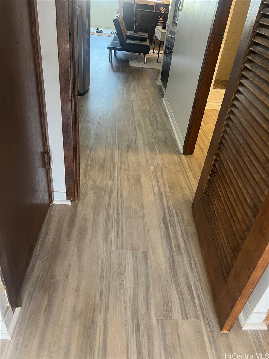 Photo 20 of 25