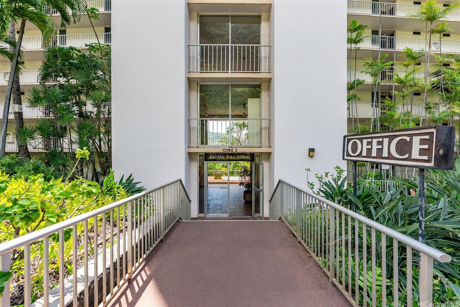 84-740 Kili Drive  Unit 330