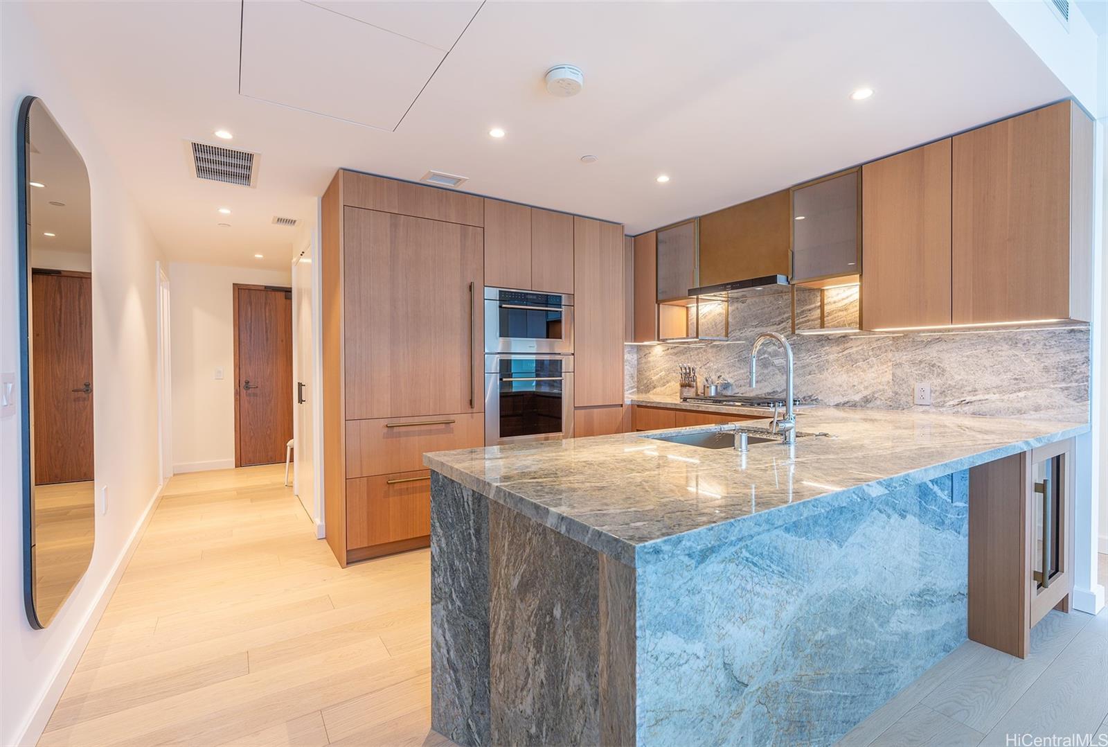 1100 Ala Moana Boulevard  Unit 3402