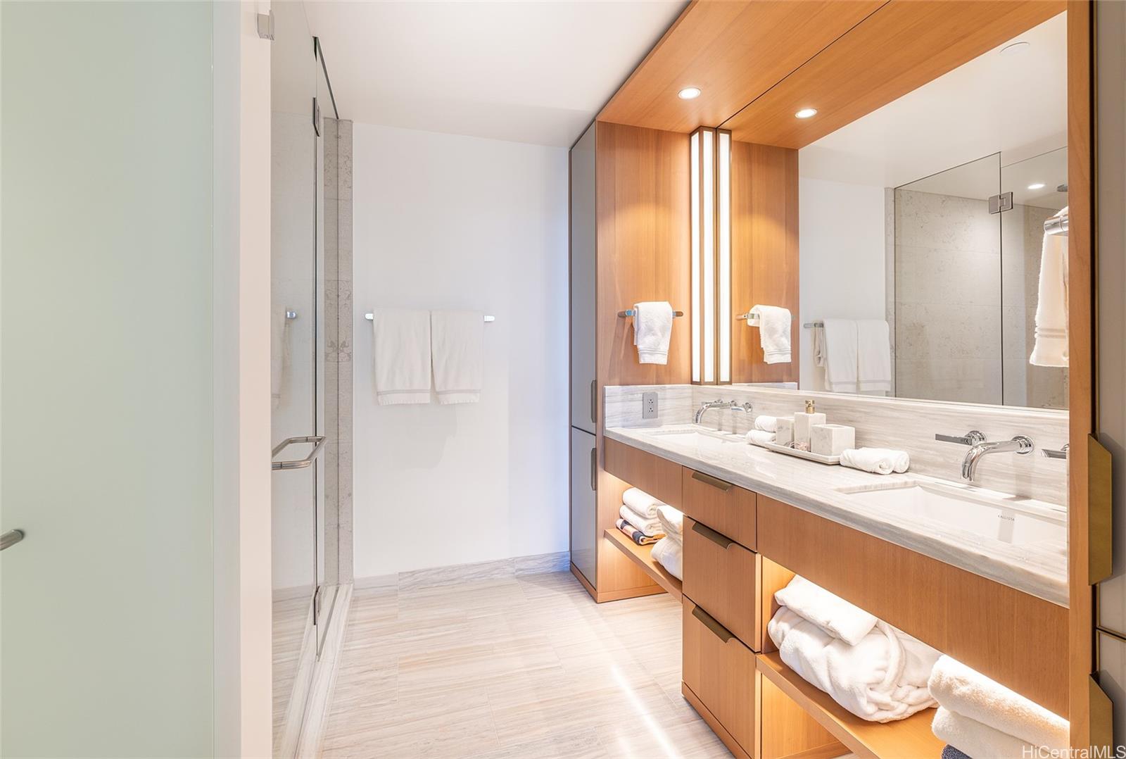 1100 Ala Moana Boulevard  Unit 3402