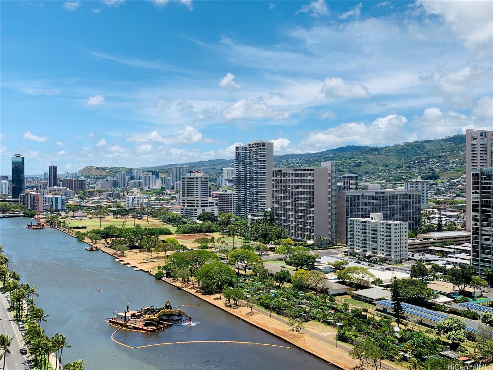 2211 Ala Wai Boulevard 2504