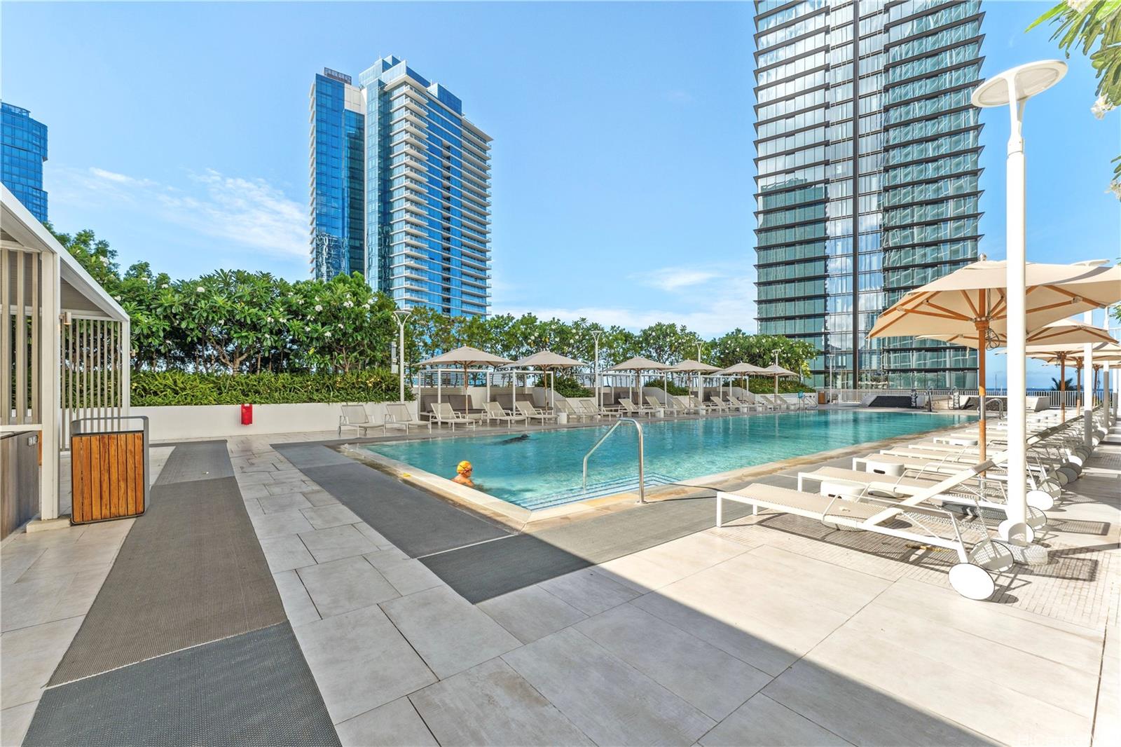 1000 Auahi Street  Unit 633