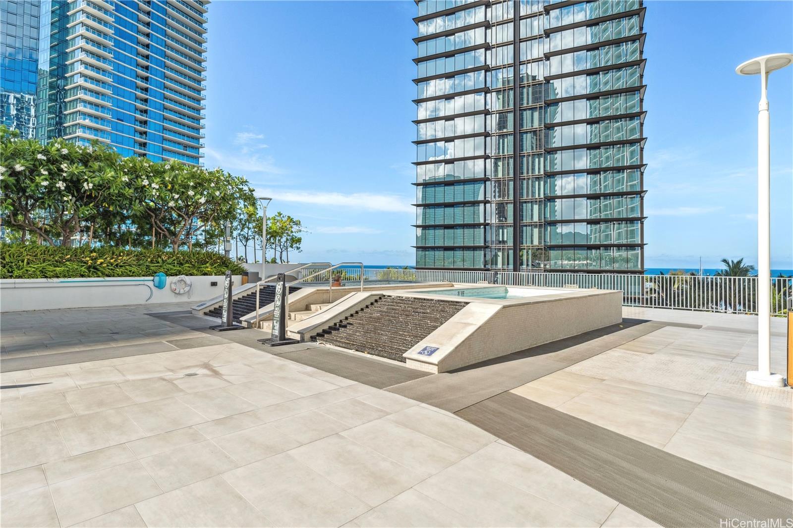1000 Auahi Street  Unit 633