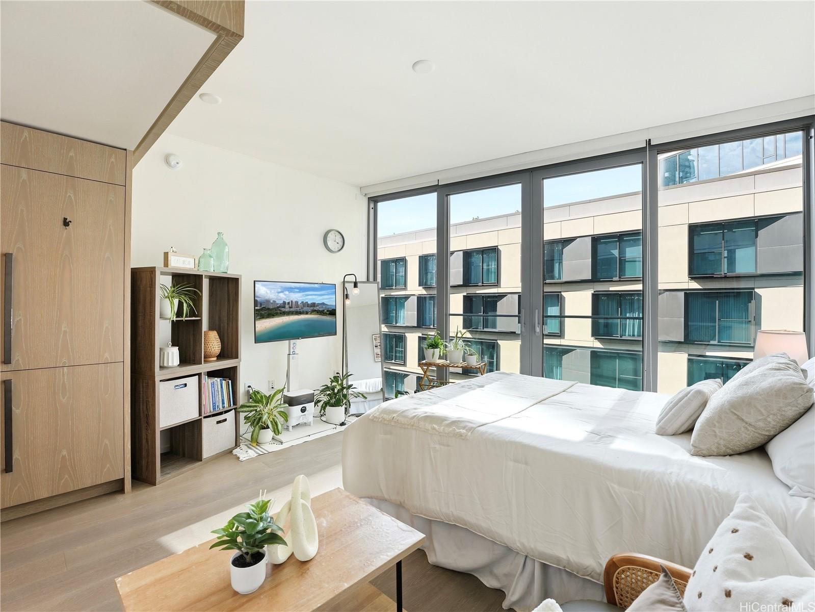 1000 Auahi Street  Unit 633