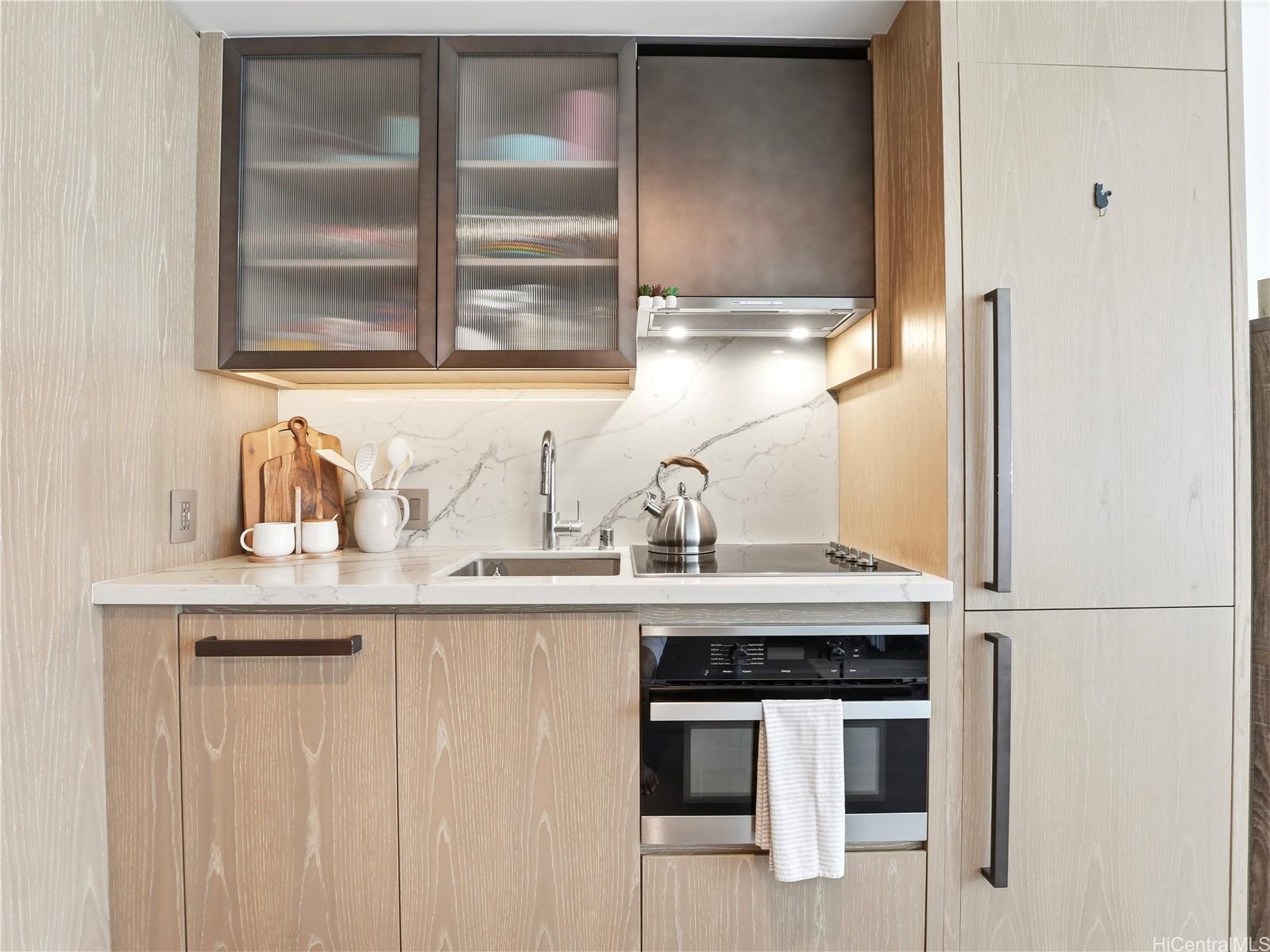 1000 Auahi Street  Unit 633