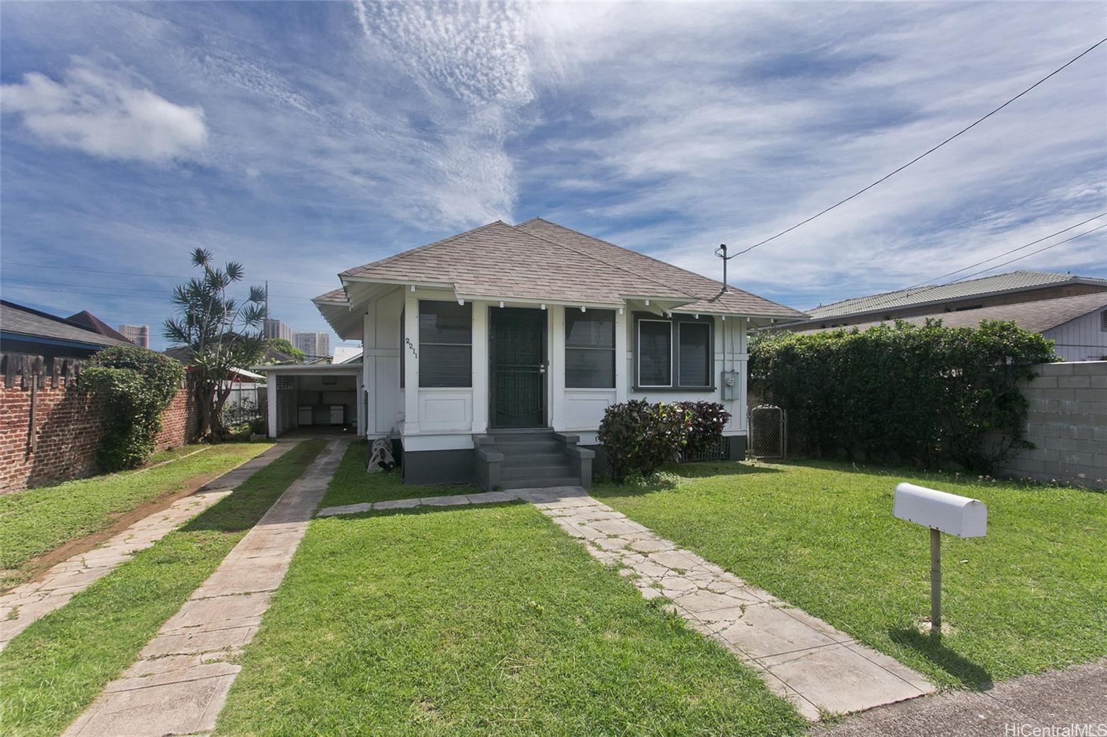 2211 Bingham Street