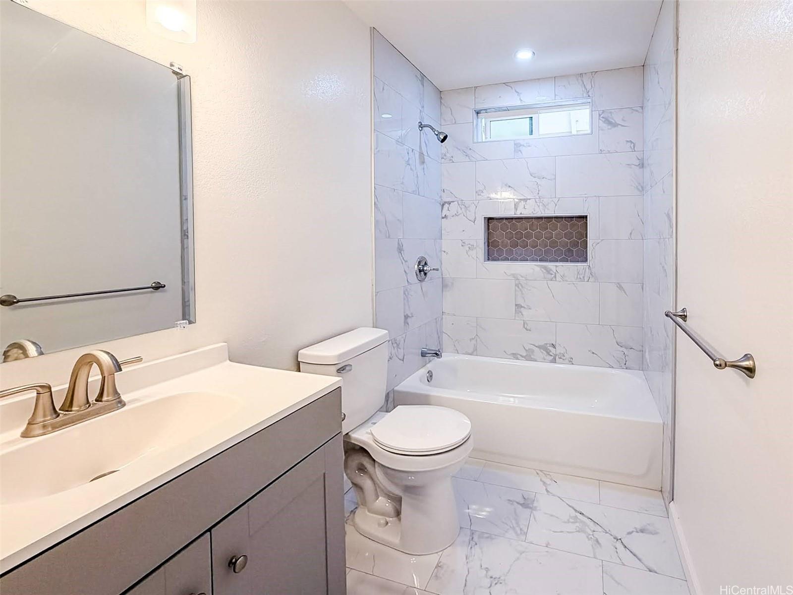 87-102 Kulaaupuni Street  Unit G1