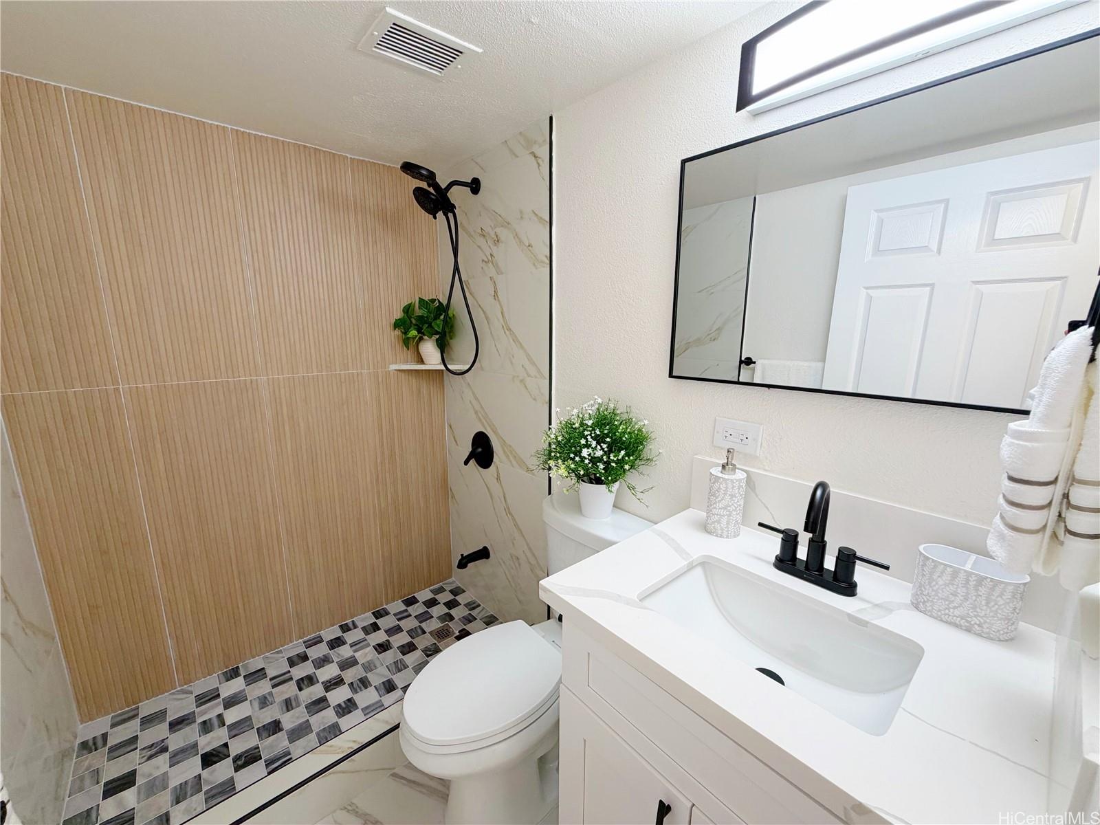 1260 Richard Lane  Unit B407