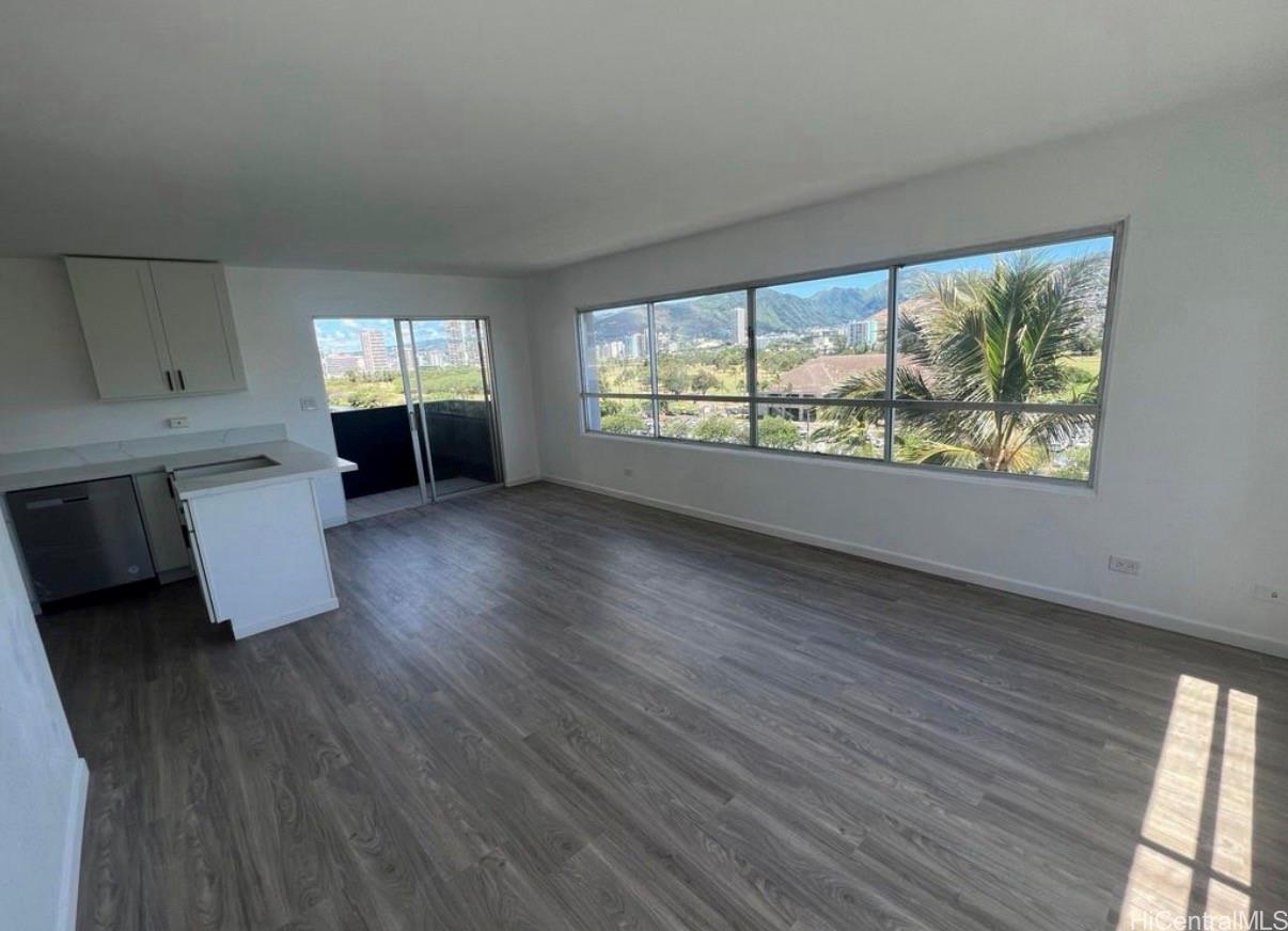 2547 Ala Wai Boulevard 902