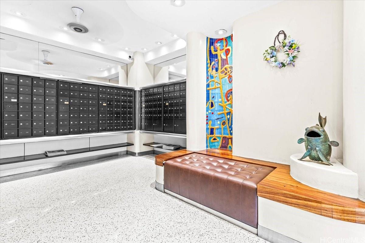 225 Queen Street  Unit 11E
