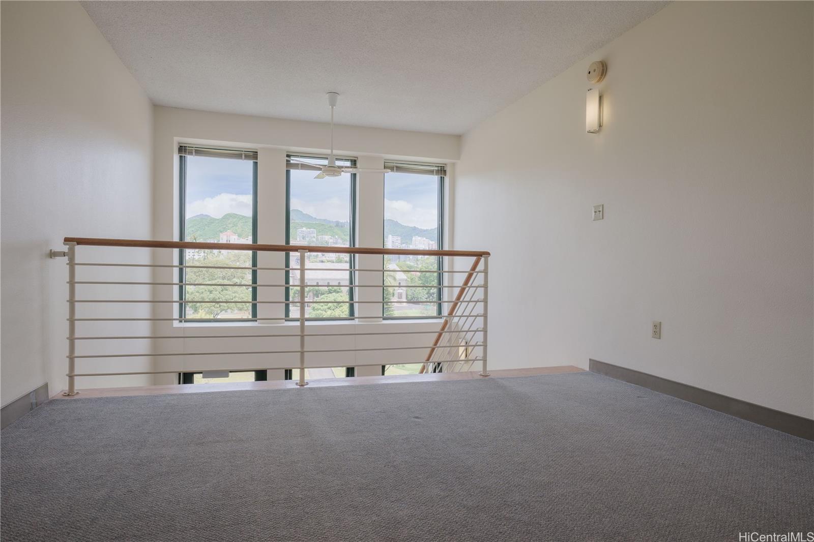 545 Queen Street  Unit 633