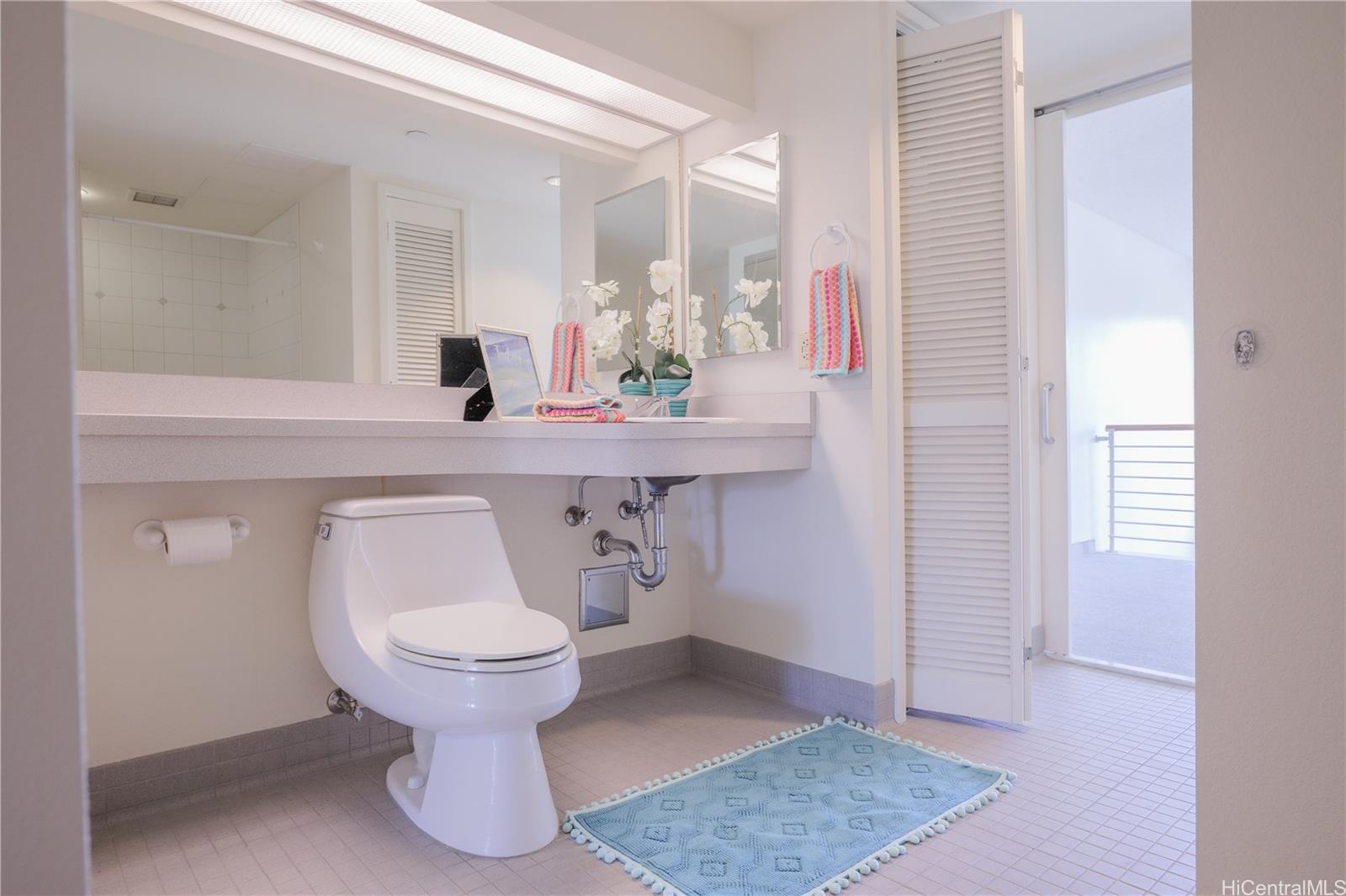 545 Queen Street  Unit 633