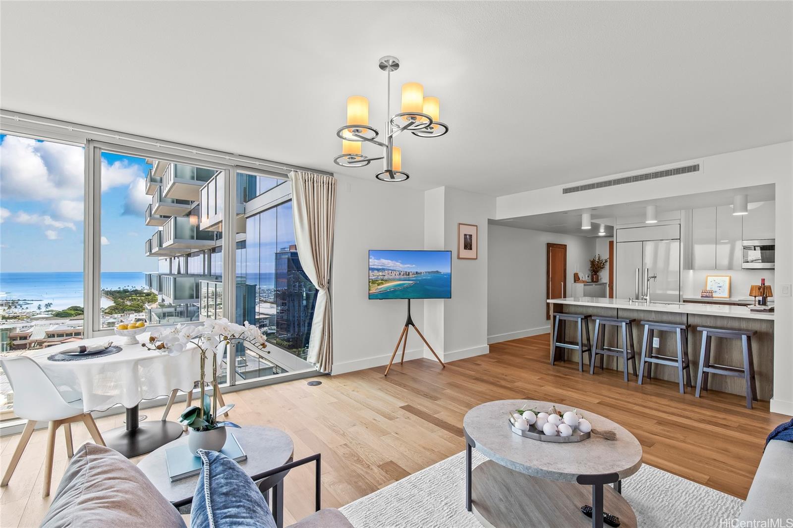 629 Keeaumoku Street 2211